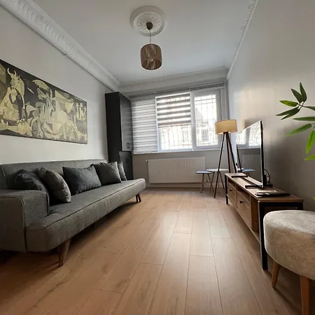 公寓 Comfy 1-bedroom With A Terrace In Kadikoey *